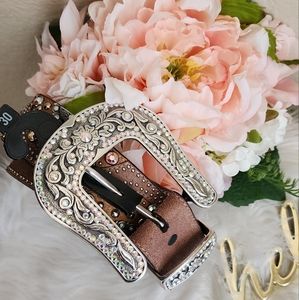 NWT Rhinestone Leather Tony Lama Belt